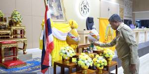 พิธีมอบเงินช่วยเหลือค่าจัดการศพแก่ผู้แทนและครอบครัวผู้เสียชีวิตจากเหตุอุทกภัย และมอบถุงพระราชทานแก่นักเรียนทุนพระราชทานเพื่อการศึกษาสงเคราะห์มูลนิธิราชประชานุเคราะห์ในพระบรมราชูปถัมภ์ ประจำปี 2568 