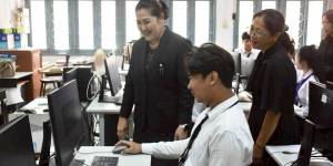 ทดสอบภาคความรู้ ความสามารถ ในโครงการพัฒนาศูนย์ความเป็นเลิศทางการอาชีวศึกษา (Excellent Center) สาขาวิชาอาหารและโภชนาการ