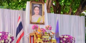 พิธีถวายเครื่องราชสักการะ ถวายราชสดุดี และลงนามถวายพระพรชัยมงคล เนื่องในโอกาสพระราชพิธีมหามงคลเฉลิมพระชนมพรรษา 4 รอบ สมเด็จพระนางเจ้าสุทิดา พัชรสุธาพิมลลักษณ พระบรมราชินี 3 มิถุนายน 2569