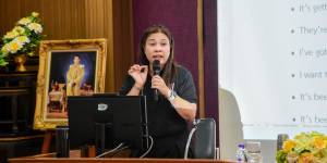 โครงการอบรมเชิงปฏิบัติการพัฒนาทักษะภาษาอังกฤษสำหรับพนักงานโรงแรม ภายใต้โครงการขยายและยกระดับการจัดอาชีวศึกษาระบบทวิภาคีสู่คุณภาพสูง 