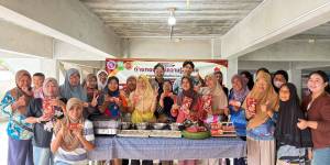 ผลิตภัณฑ์โปรตีนบาร์ไก่ทอดหาดใหญ่เสริมสาหร่ายผมนาง