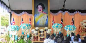 พิธีสวดพระพุทธมนต์และทำบุญตักบาตร ถวายพระราชกุศล เนื่องในโอกาสวันคล้ายวันพระบรมราชสมภพ สมเด็จพระนางเจ้าสิริกิติ์ พระบรมราชินีนาถ พระบรมราชชนนีพันปีหลวง และวันแม่แห่งชาติ 12 สิงหาคม 2569