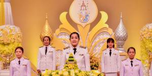 ร่วมบันทึกเทปรายการพิเศษ และลงนามถวายพระพรชัยมงคลแด่พระบาทสมเด็จพระปรเมนทรรามาธิบดีศรีสินทรมหาวชิราลงกรณ พระวชิรเกล้าเจ้าอยู่หัว